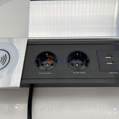 Многофункциональный розетка с USB и скользящей крышкой - идеально подходит для офисных столов и рабочих станций