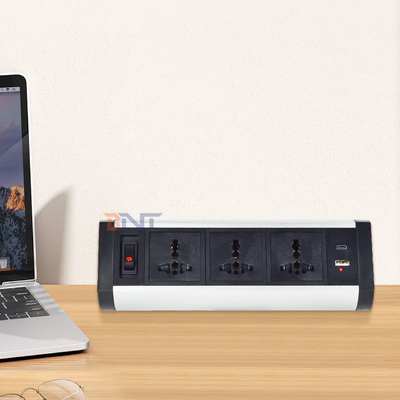 Конструкция клейкого зажимателя Клейм столовой розетки 3 AC розетки USB A + C рабочий стол Клейм розетки