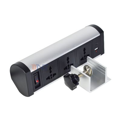 Конструкция клейкого зажимателя Клейм столовой розетки 3 AC розетки USB A + C рабочий стол Клейм розетки
