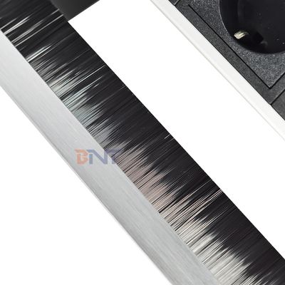 Фабрика на заказ Настольная щетка Настольная крышка 20 Вт USB-контакт Скрытый настольный питательный прибор